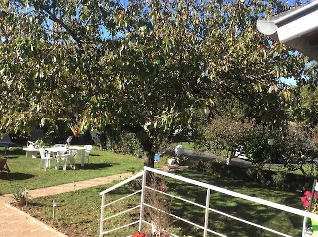 Maison Avec Veranda Proche Du Centre Ville Rignac  Holiday home Rignac (Aveyron)