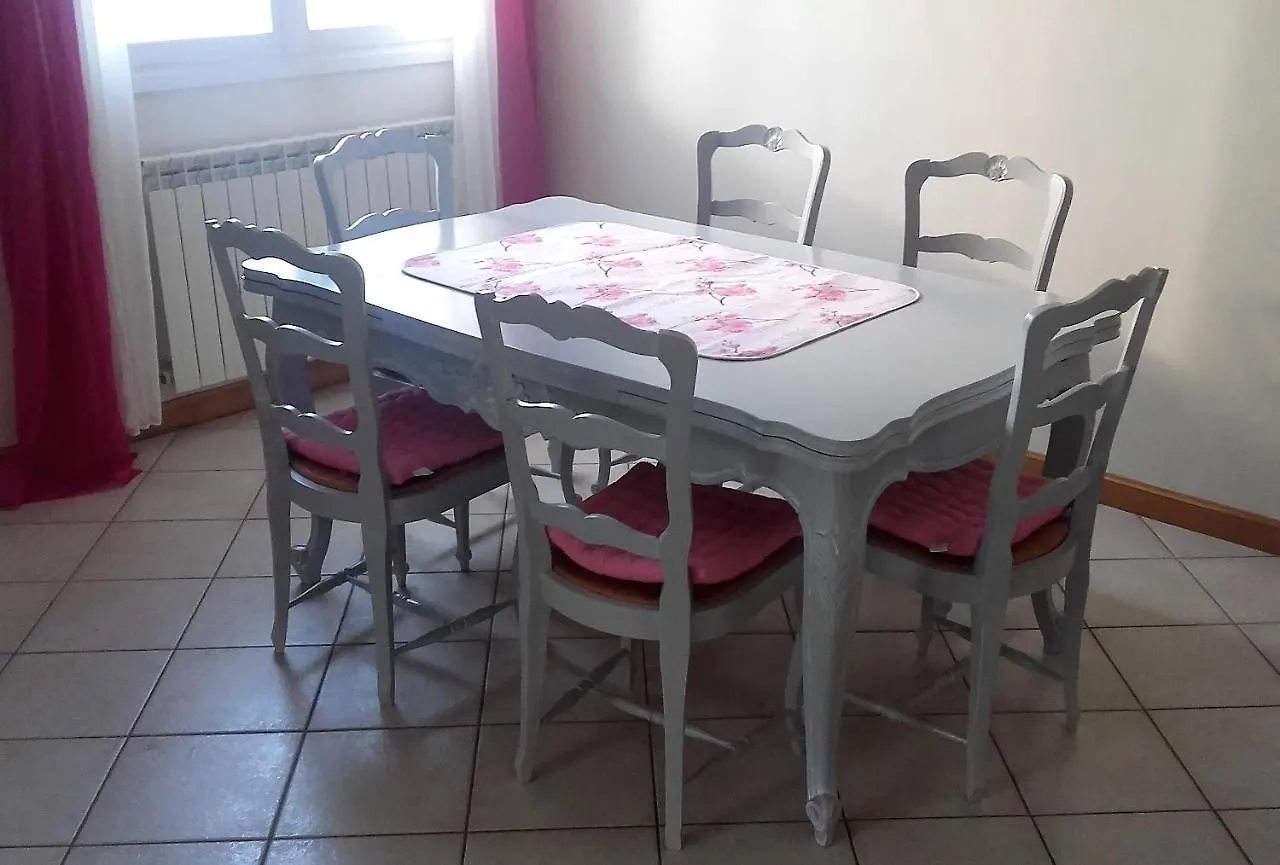 Holiday home Maison Avec Veranda Proche Du Centre Ville Rignac  France
