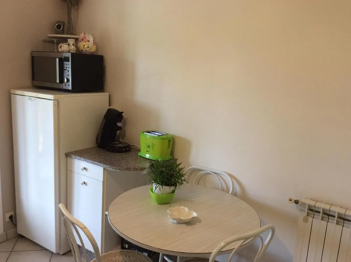 Maison Avec Veranda Proche Du Centre Ville Rignac