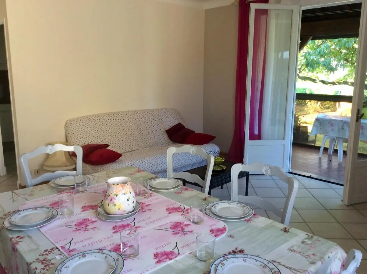 Maison Avec Veranda Proche Du Centre Ville Rignac  Rignac (Aveyron)